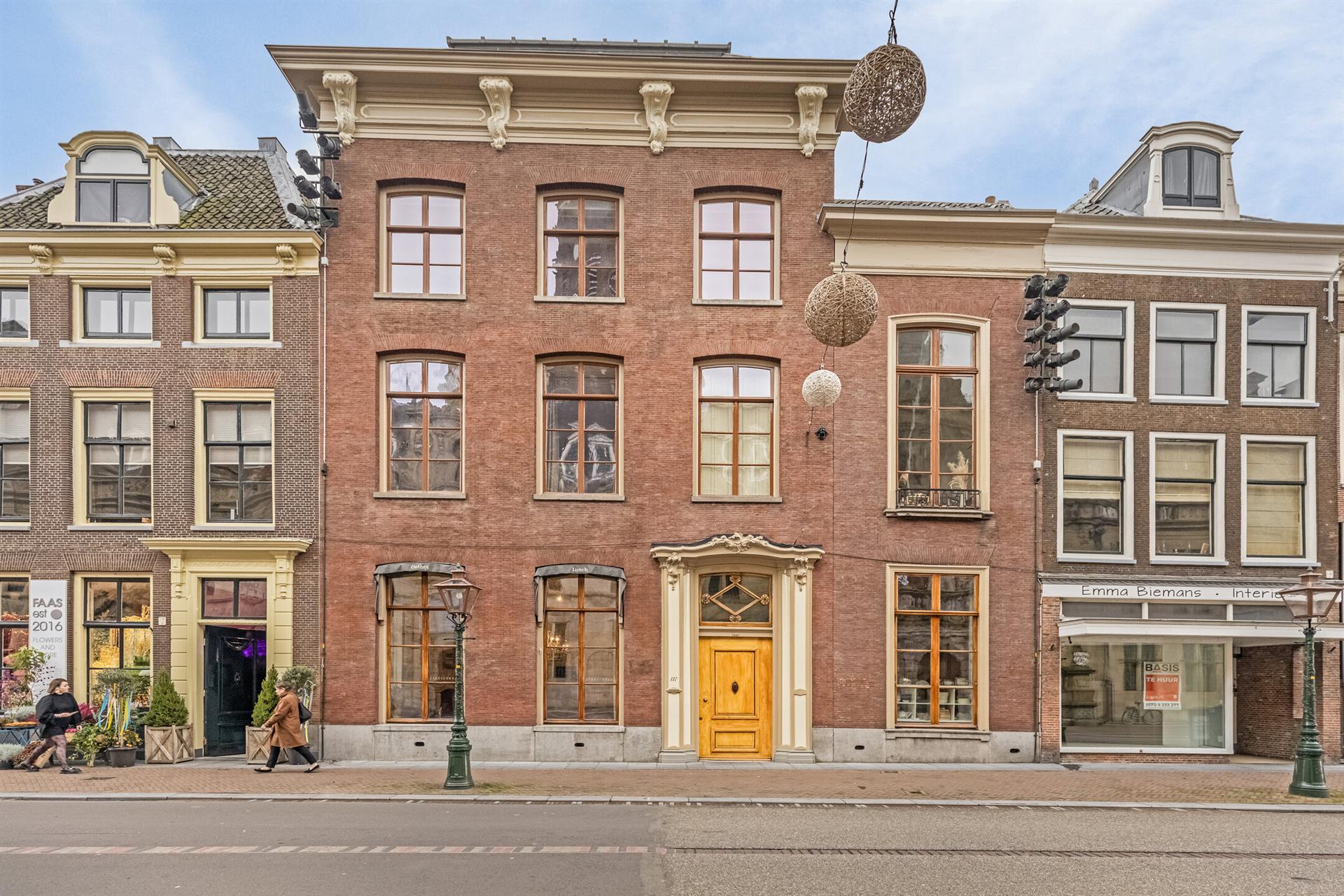 Breestraat 117