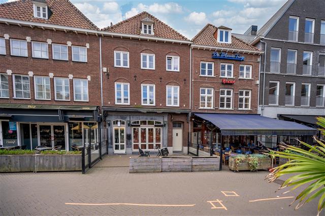 Oude Markt 8 